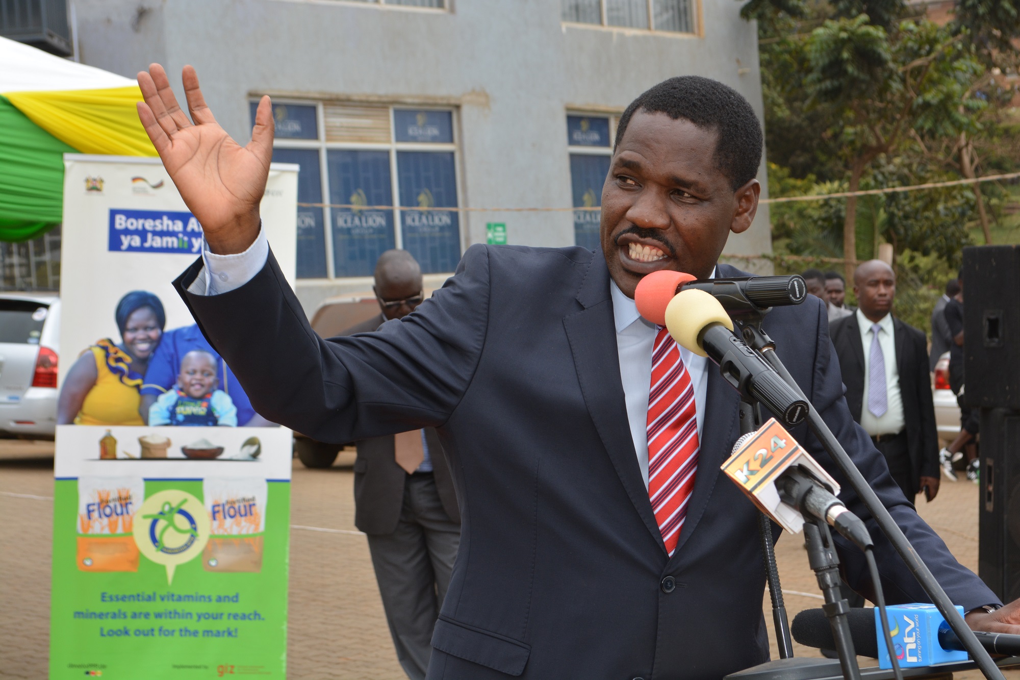 MUNYA LAUDS GES SUMMIT, OBAMA VISIT