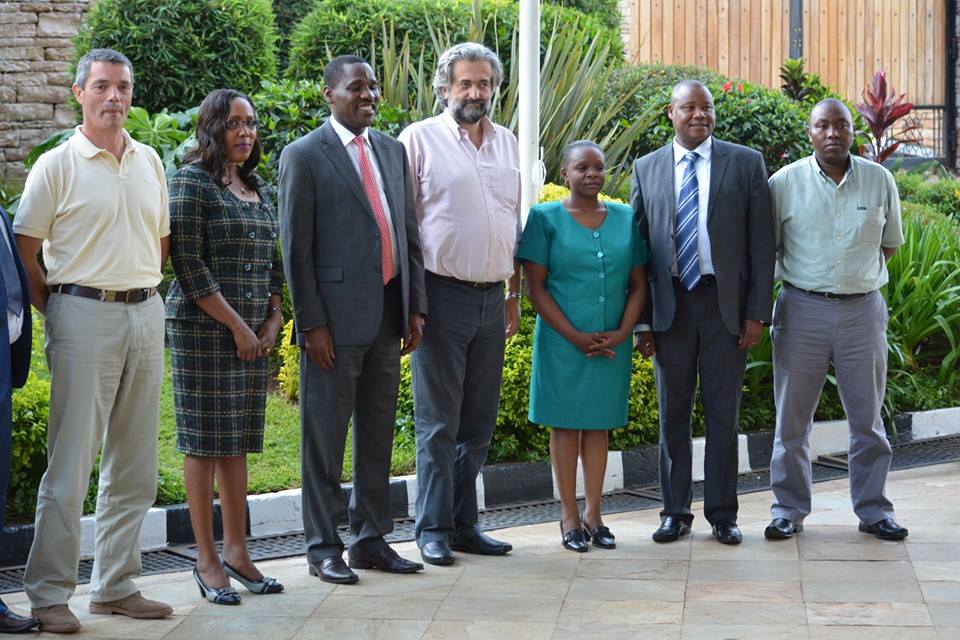 MERU GOVERNOR PETER MUNYA ASKS FOR SUPPORT OF SMALL SCALE FARMERS.