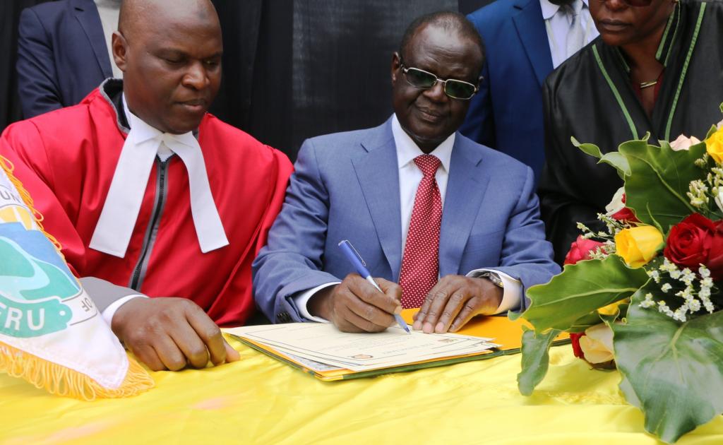 Governor Kiraitu Murungi