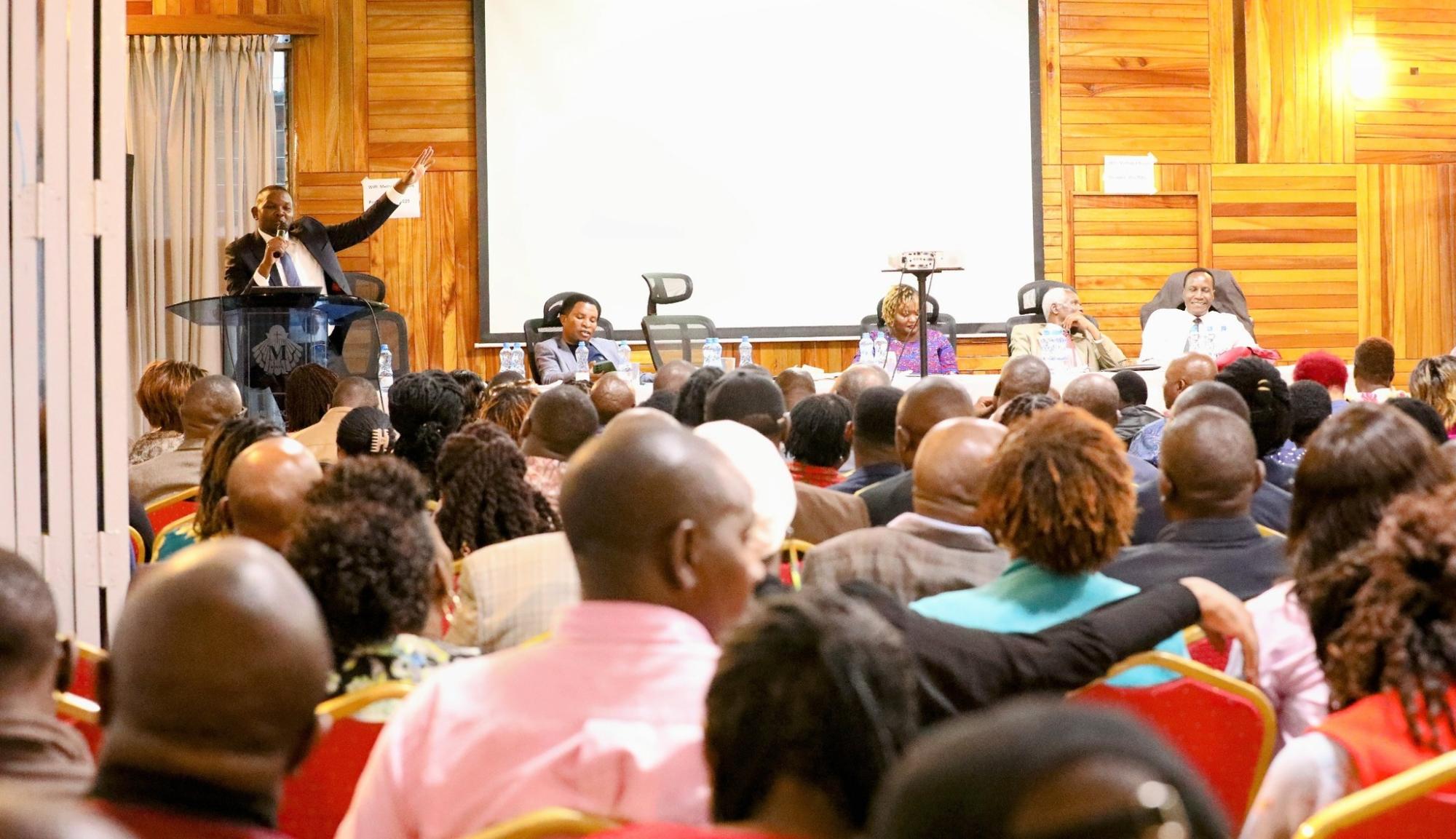 H.E. HON.REV ISAAC MUTUMA M'ETHINGIA JOINS THE MERU PROFESSIONALS AND ENTREPRENEUS FORUM IN NAIROBI, FOR AN EFFORT TO ENSURE UNITED GROWTH AND DEVELOPMENT OF MERU COUNTY.