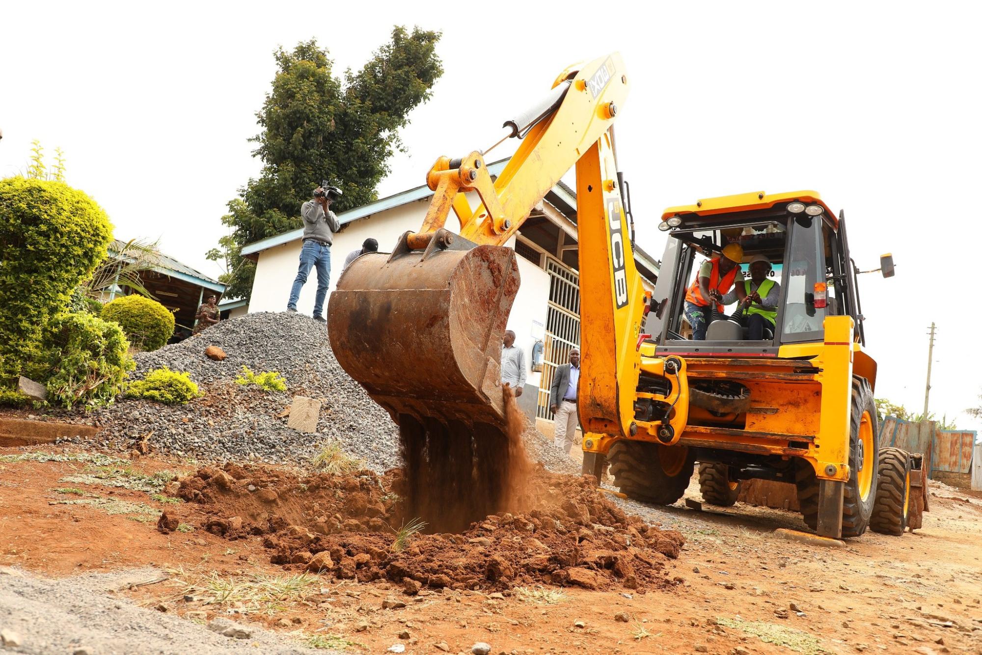 Groundbreaking for the construction of an ultramodern twin tower at Meru Teaching and Referral Hospital.
